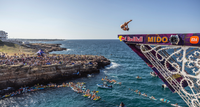 Red Bull Cliff Diving 15 yıl sonra yeniden Türkiye’de Görseli