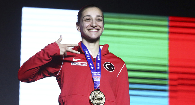 Buse Naz Çakıroğlu Avrupa şampiyonu Görseli
